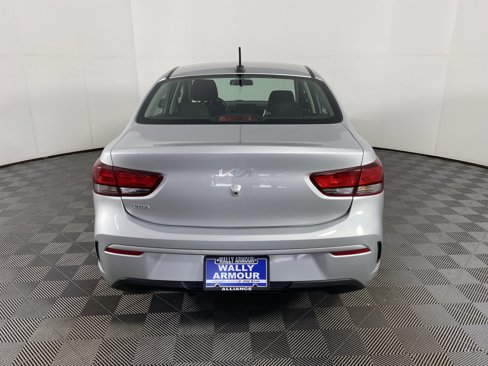 Used 2022 Kia Rio LX image 6