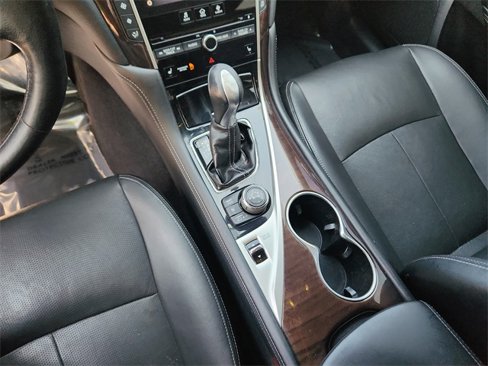 Used 2015 INFINITI Q50 Premium image 15