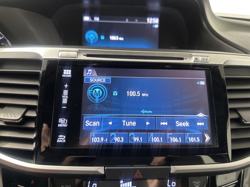 Used 2016 Honda Accord EX image 14
