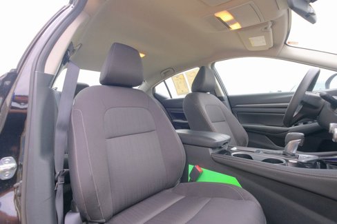 Used 2023 Nissan Altima 2.5 SV image 14