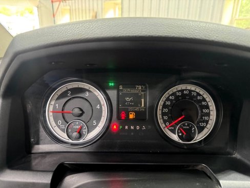 Used 2016 RAM 3500 Tradesman w/ Chrome Appearance Group image 12