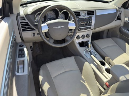 Used 2008 Chrysler Sebring Touring w/ Special Touring Group image 7