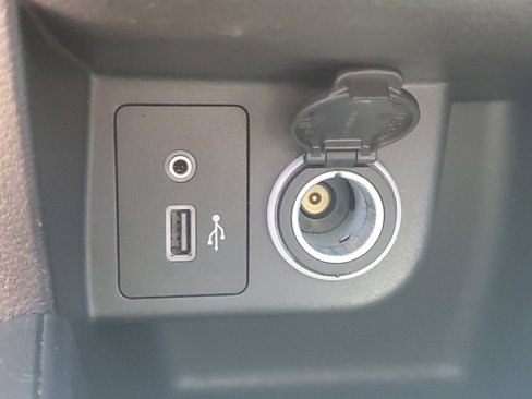 Certified 2024 Nissan Kicks S image 27