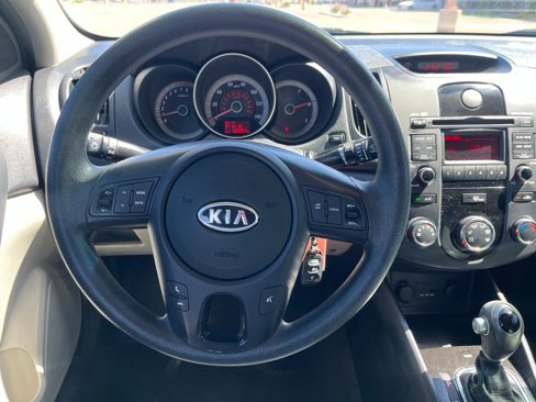 Used 2012 Kia Forte EX image 27