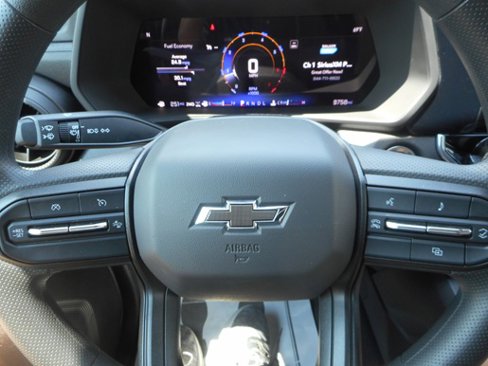 Used 2024 Chevrolet Colorado Trail Boss w/ LPO, Dark Essentials Package image 12