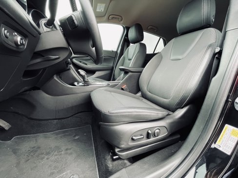 Used 2022 Buick Encore GX Select w/ Sport Touring Package image 20