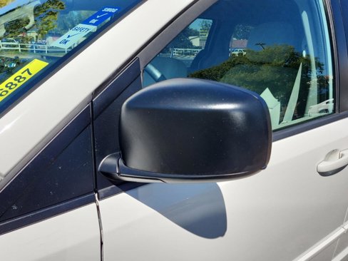 Used 2013 Dodge Grand Caravan SE image 8