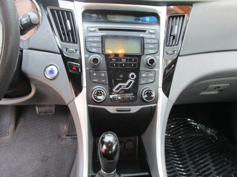Used 2013 Hyundai Sonata Limited image 15