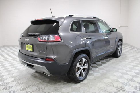 Used 2019 Jeep Cherokee Limited w/ Luxury Group image 7