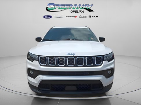 New 2025 Jeep Compass Latitude image 2