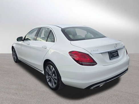 Used 2021 Mercedes-Benz C 300 Sedan image 5