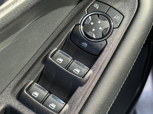 Certified 2024 Ford Edge SEL image 20