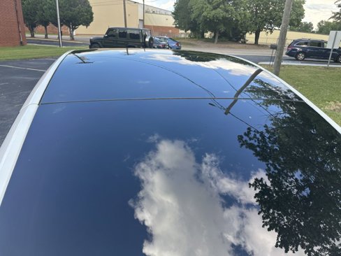 Used 2022 Tesla Model Y Performance image 10