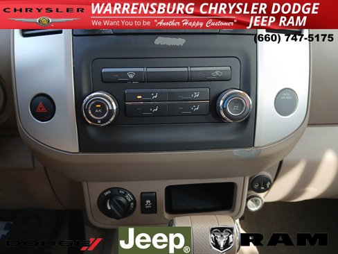 Used 2017 Nissan Frontier SV image 24