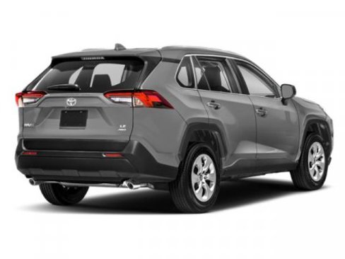 Used 2022 Toyota RAV4 LE image 2