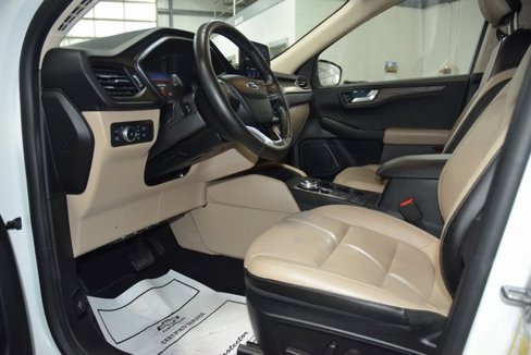 Used 2020 Ford Escape Titanium w/ Titanium Premium Package 2.0 image 41