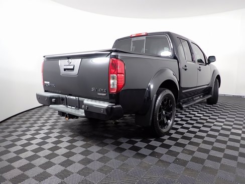Used 2020 Nissan Frontier SV w/ Midnight Edition Floor Mats image 14