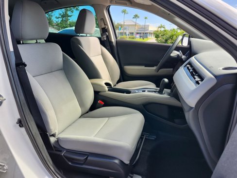 Certified 2021 Honda HR-V LX image 17