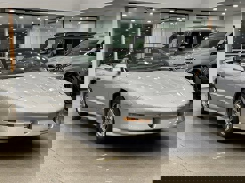 Used 1997 Pontiac Firebird Trans Am image 9