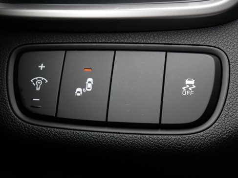 Used 2019 Kia Sorento LX image 15