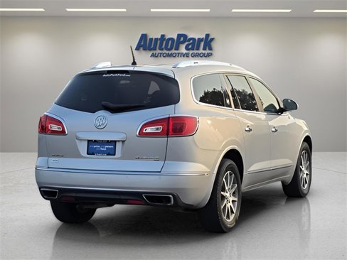 Used 2017 Buick Enclave Leather image 7