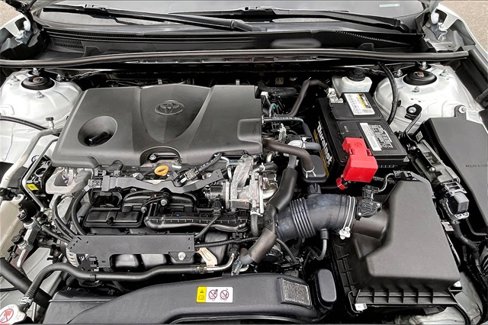 Used 2019 Toyota Camry XSE image 10