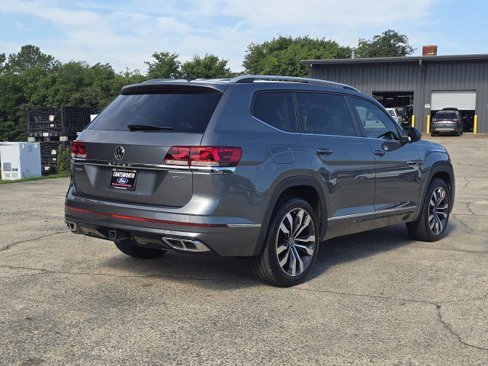 Used 2021 Volkswagen Atlas SEL R-Line image 3