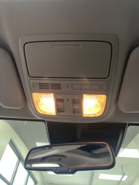 Used 2018 Honda CR-V Touring image 23