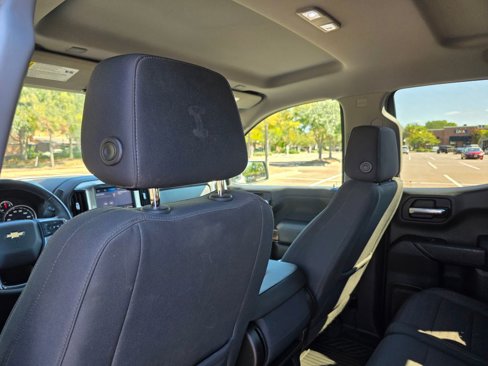 Used 2019 Chevrolet Silverado 1500 LT w/ All-Star Edition image 27