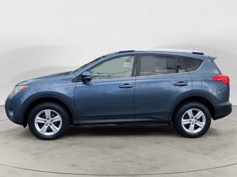 Used 2013 Toyota RAV4 XLE image 7