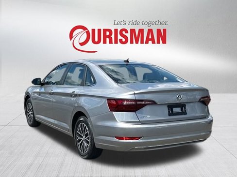 Used 2020 Volkswagen Jetta SE w/ SE Cold Weather Package image 4