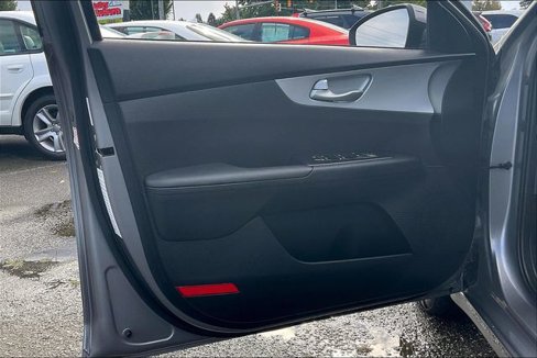 Used 2024 Kia Forte LXS image 20