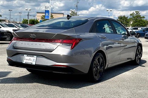 Used 2023 Hyundai Elantra Blue w/ Cargo Package image 2