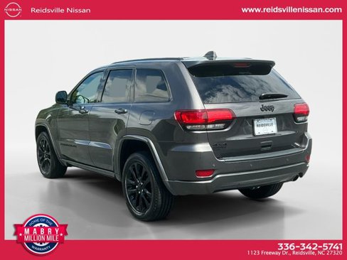 Used 2019 Jeep Grand Cherokee Altitude image 4