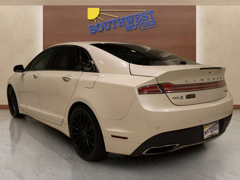 Used 2018 Lincoln MKZ Select w/ Select Plus Package image 2