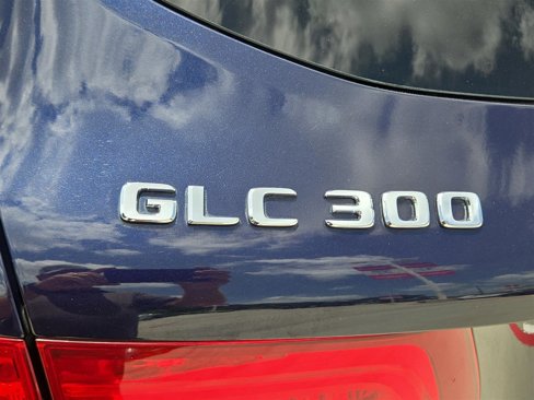 Used 2018 Mercedes-Benz GLC 300 image 10