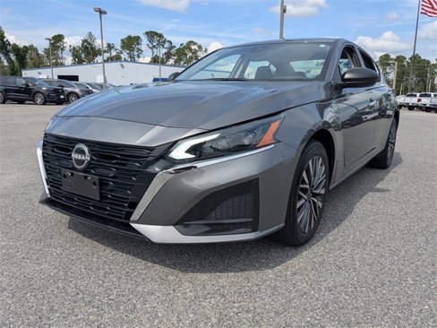 Used 2025 Nissan Altima 2.5 SV image 7