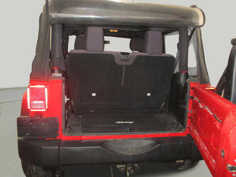 Used 2015 Jeep Wrangler Sport image 16