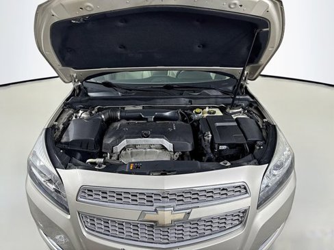 Used 2013 Chevrolet Malibu LTZ image 34