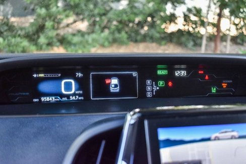 Used 2017 Toyota Prius Prime Premium image 19