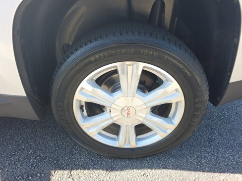 Used 2016 GMC Terrain SLE w/ Chrome Edition image 7
