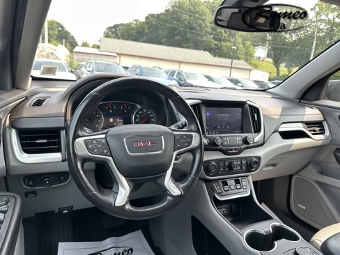 Used 2020 GMC Terrain SLT w/ Preferred Package image 16