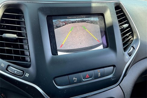 Used 2021 Jeep Cherokee Latitude Lux image 24