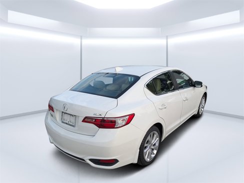 Used 2018 Acura ILX image 3