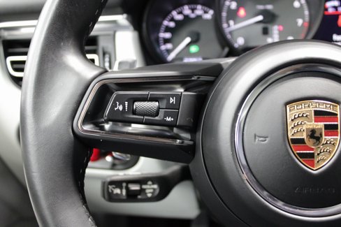 Used 2023 Porsche Macan S image 29