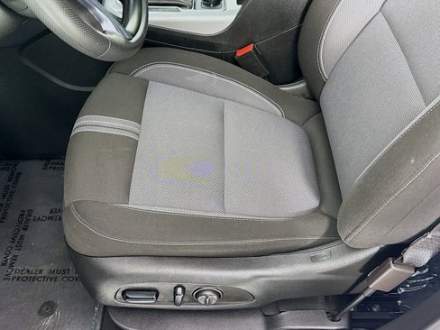 Used 2023 Chevrolet Blazer LT image 19