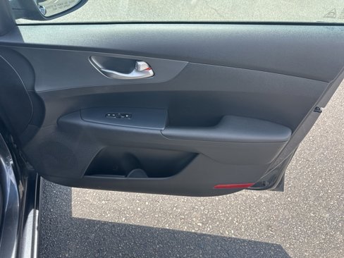 Used 2020 Kia Forte LXS image 22