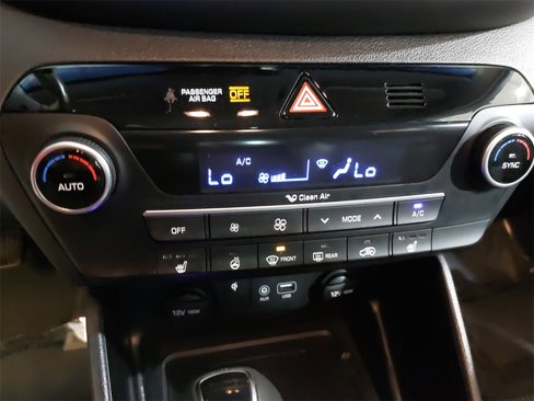 Used 2019 Hyundai Tucson Limited image 22
