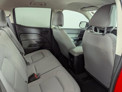 Used 2020 Chevrolet Colorado W/T image 22