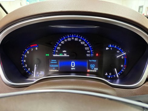 Used 2015 Cadillac SRX Luxury w/ Driver Awareness Package image 40